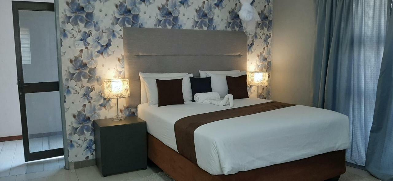 The New Mall Guesthouse Maun Kültér fotó